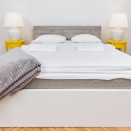 Lägenhet Apartments Szpitalna A4You *